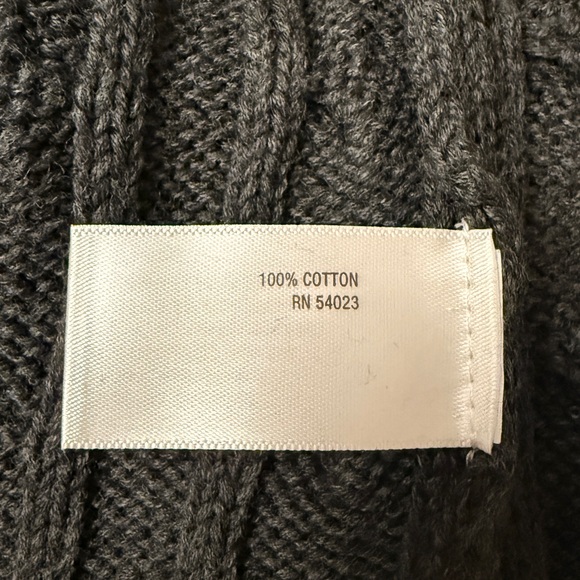 Old Navy Sweater - Gray - L - Picture 4 of 5